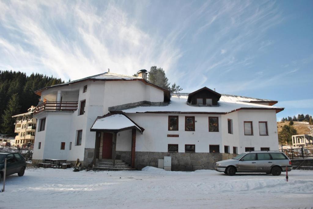 Kris Guesthouse Stoykite Экстерьер фото